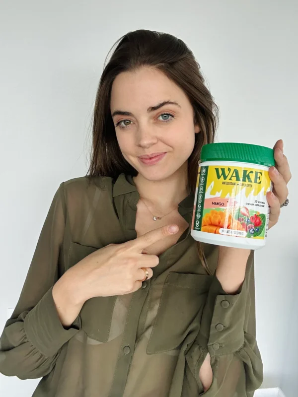 4 Wake Super Greens 2 in 1